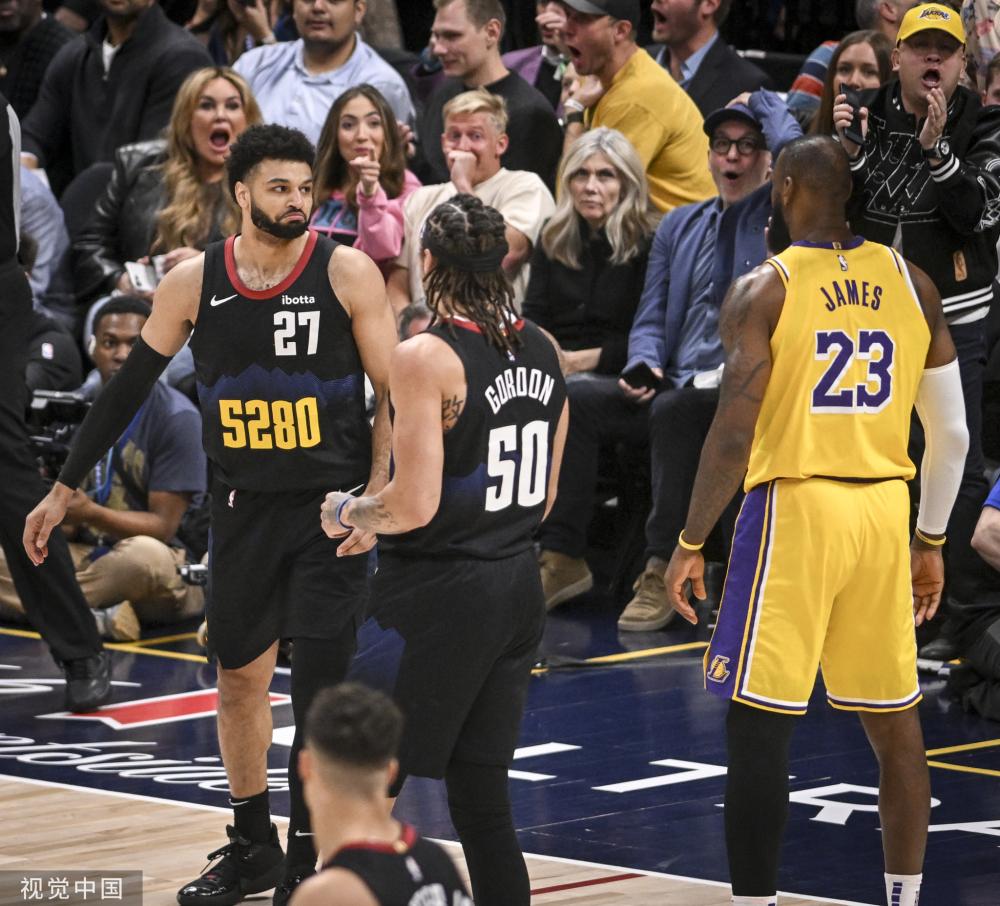 符合国际标 符合国际标