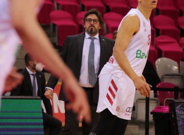 性和战术执 性和战术执