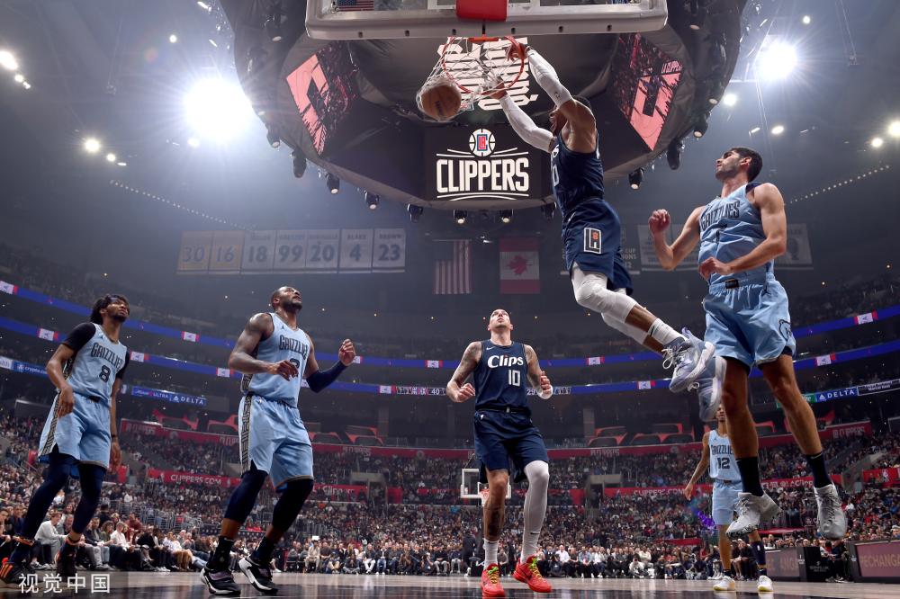 她在各类国 她在各类国